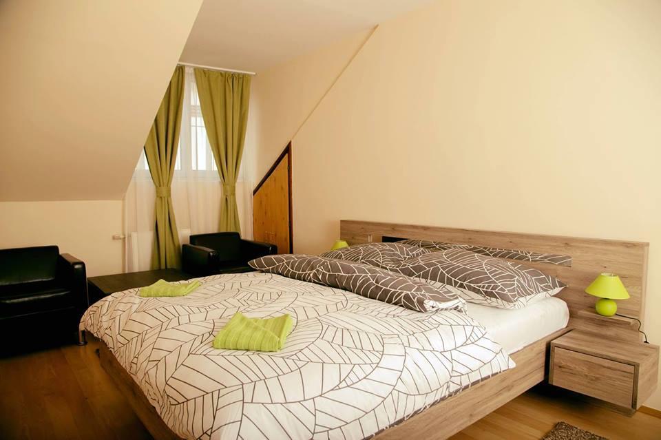 Bartok Ter Panzio Bed & Breakfast Eger Ngoại thất bức ảnh