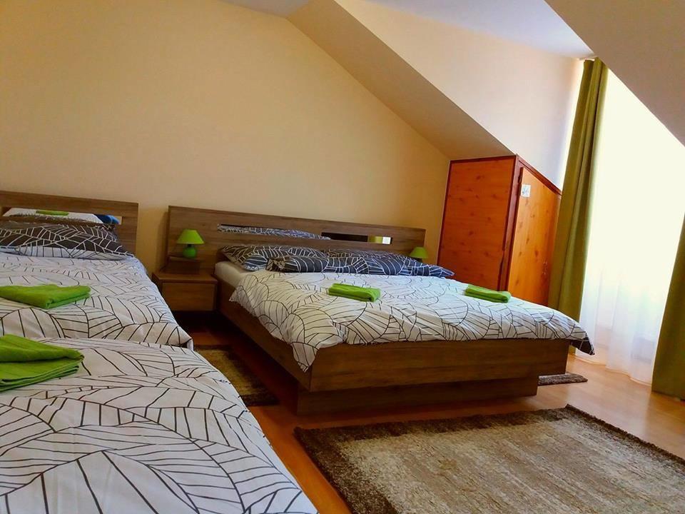 Bartok Ter Panzio Bed & Breakfast Eger Ngoại thất bức ảnh