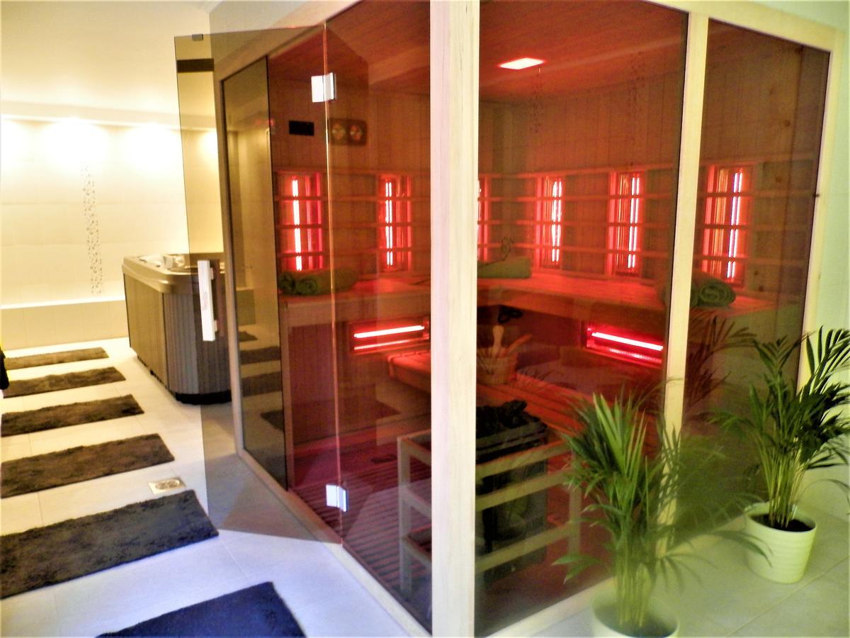 Bartok Ter Panzio Bed & Breakfast Eger Phòng bức ảnh