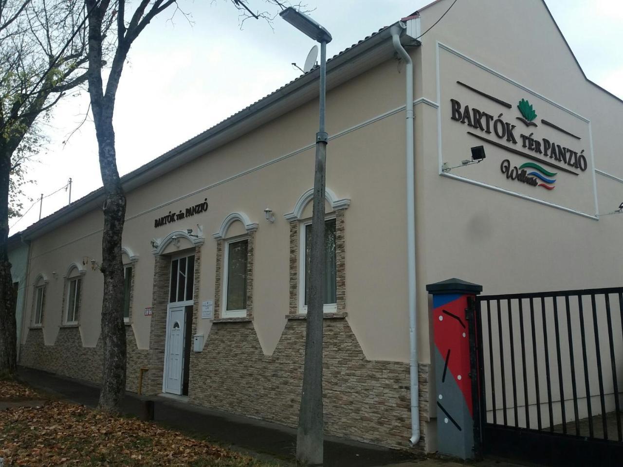 Bartok Ter Panzio Bed & Breakfast Eger Ngoại thất bức ảnh